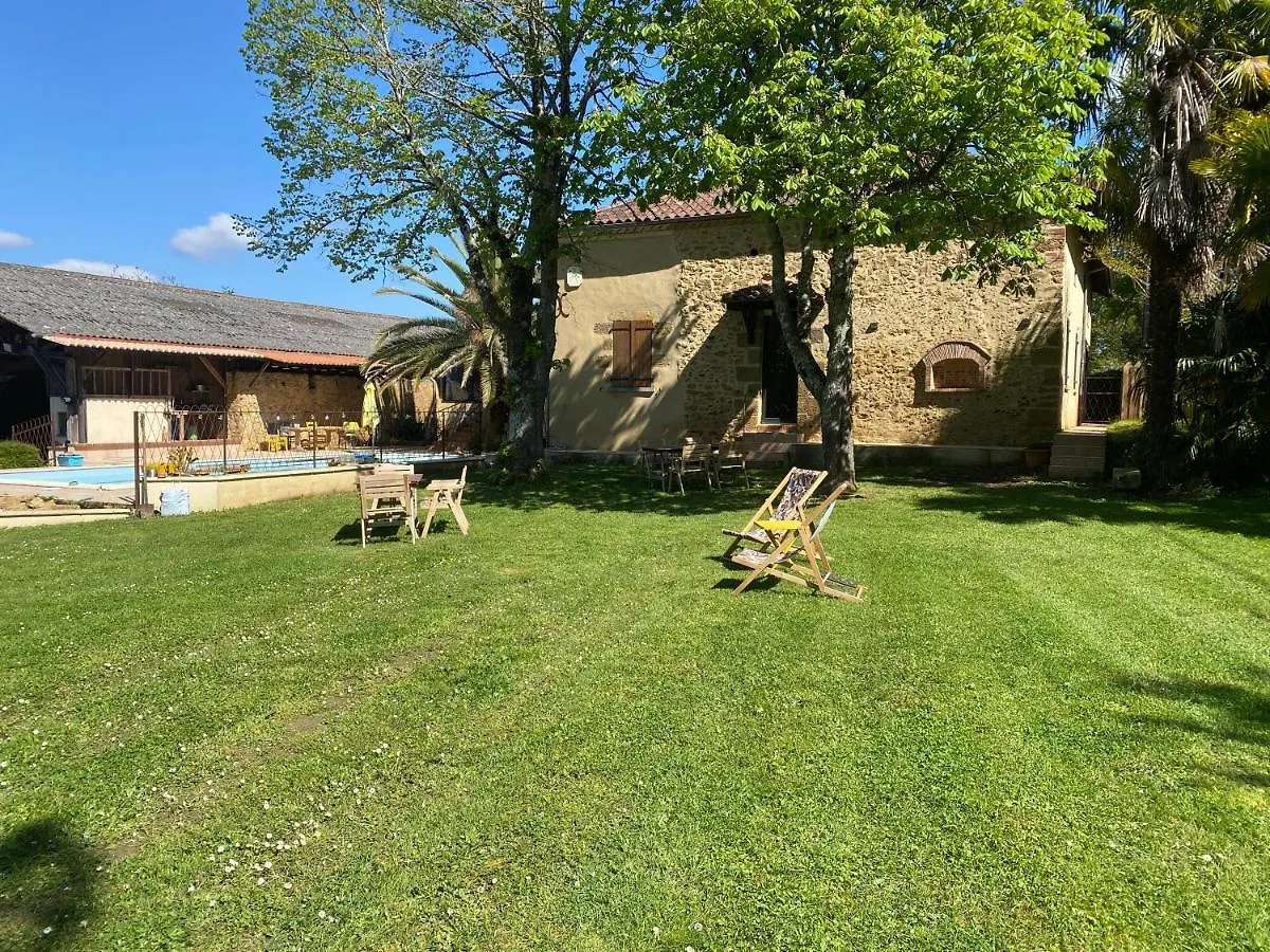 Bed & Breakfast Maison Lacourrege Urgosse